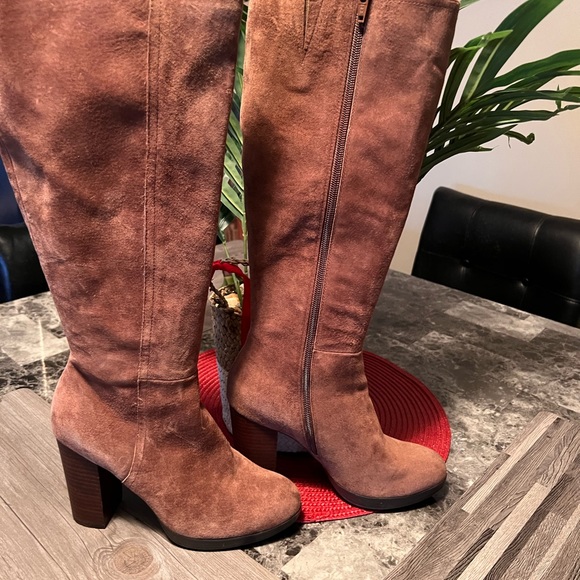 Le château boots - Picture 2 of 4